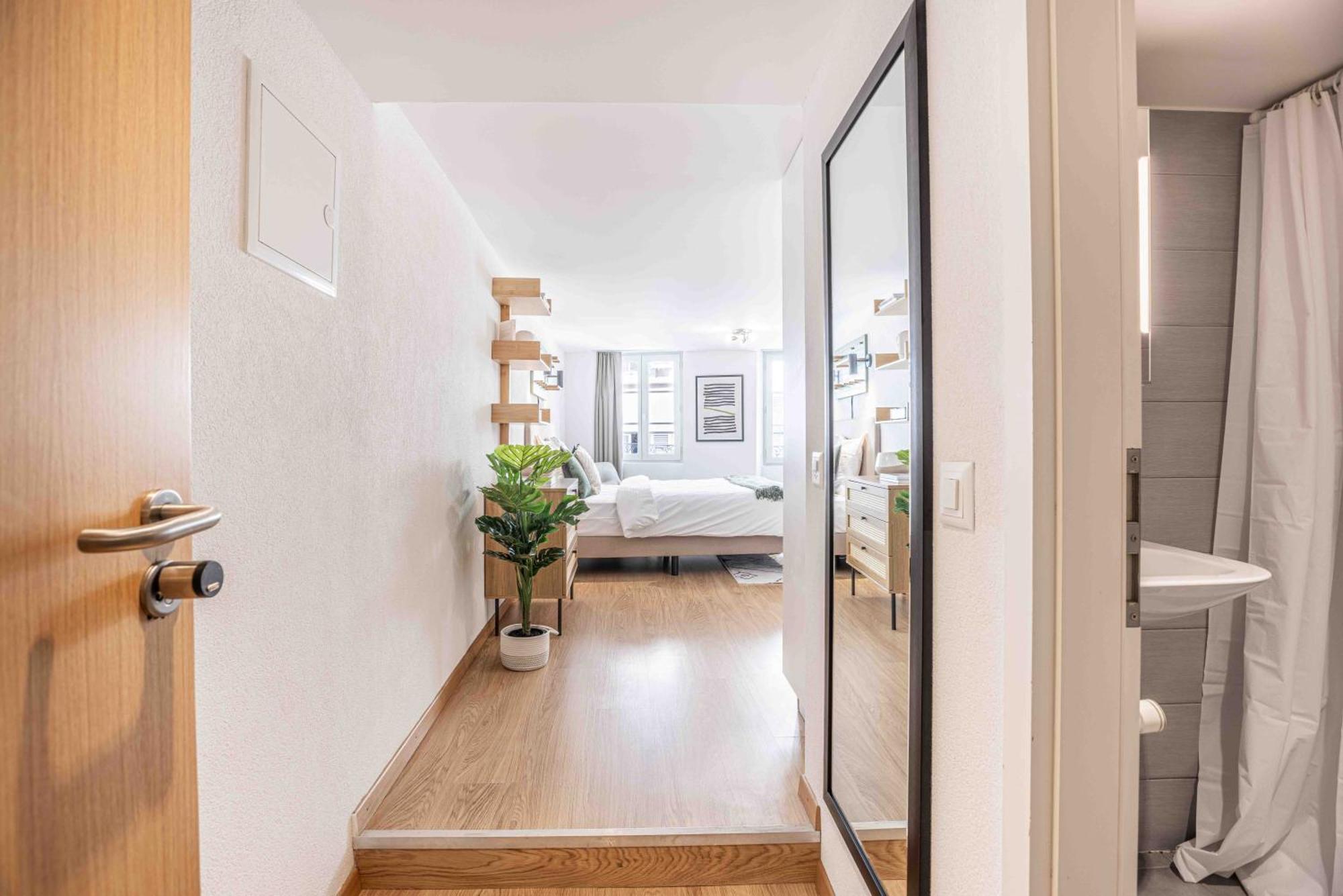 Saint Laurent 33-35 By Homenhancement Appartement