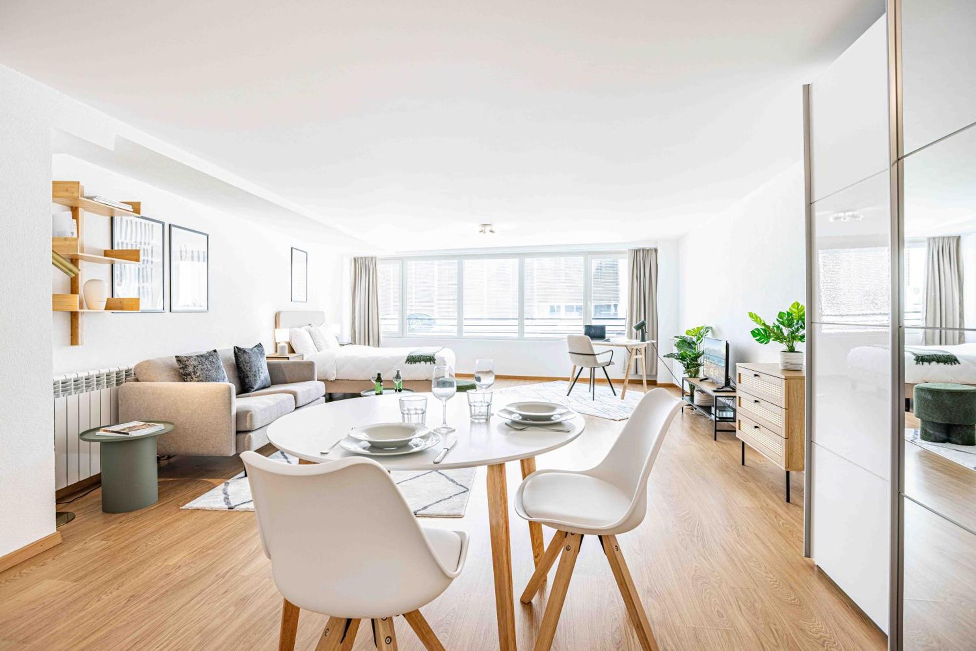 Saint Laurent 33-35 By Homenhancement Appartement