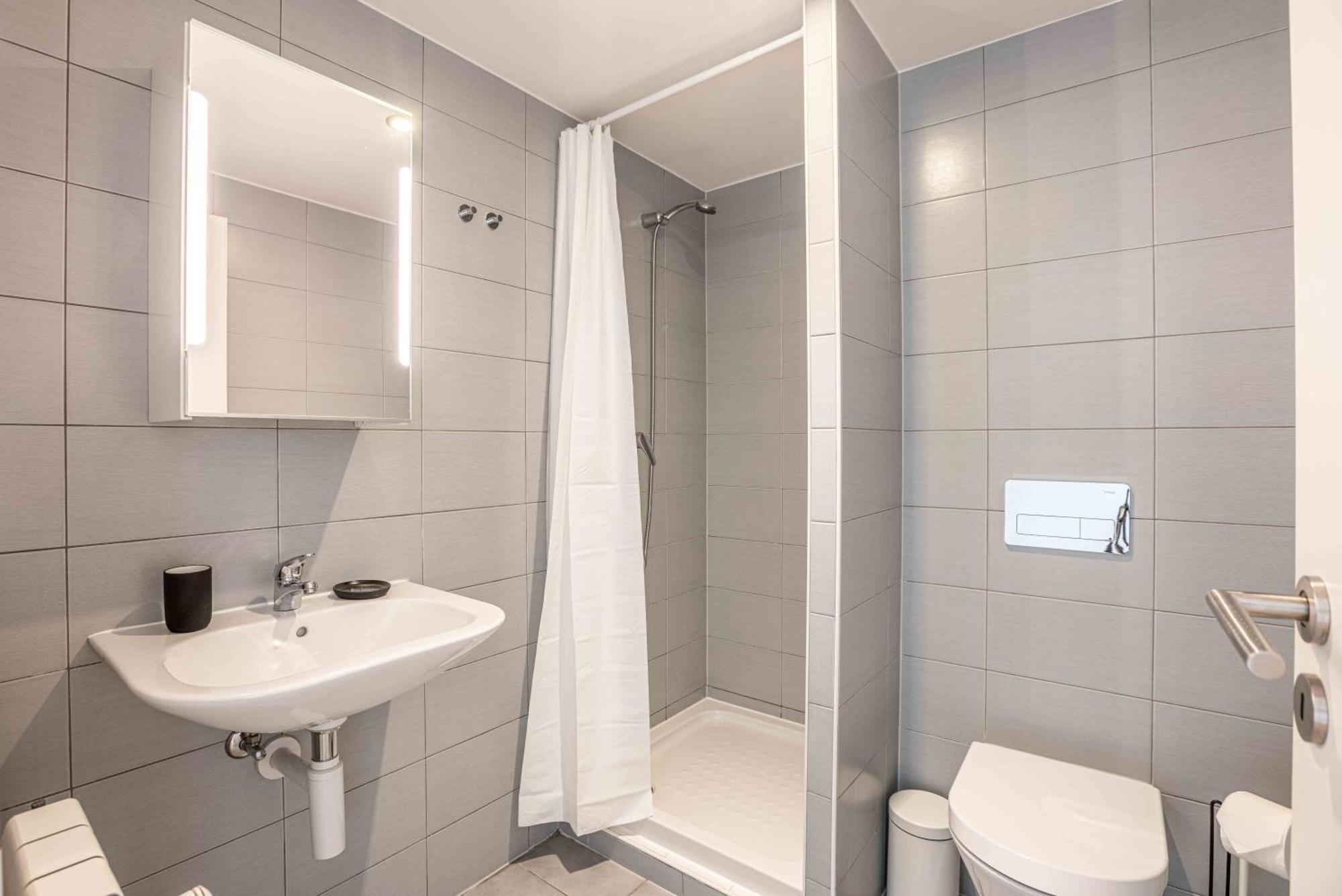 Saint Laurent 33-35 By Homenhancement Appartement