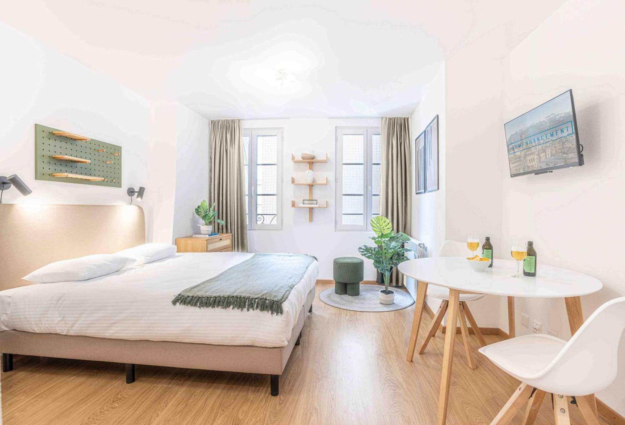 Saint Laurent 33-35 By Homenhancement Appartement *
