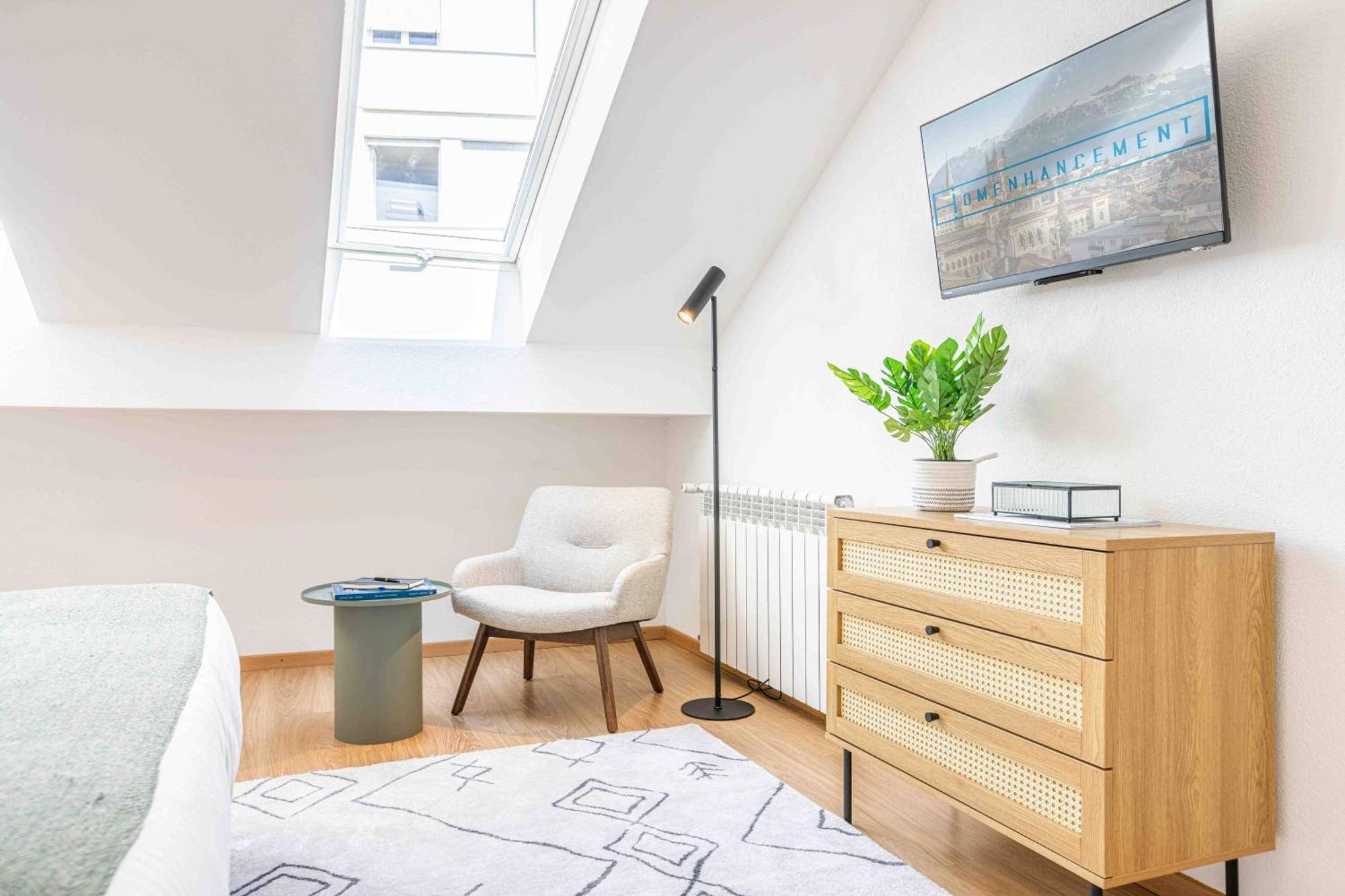 Apartment Saint Laurent 33-35 By Homenhancement Lausanne
