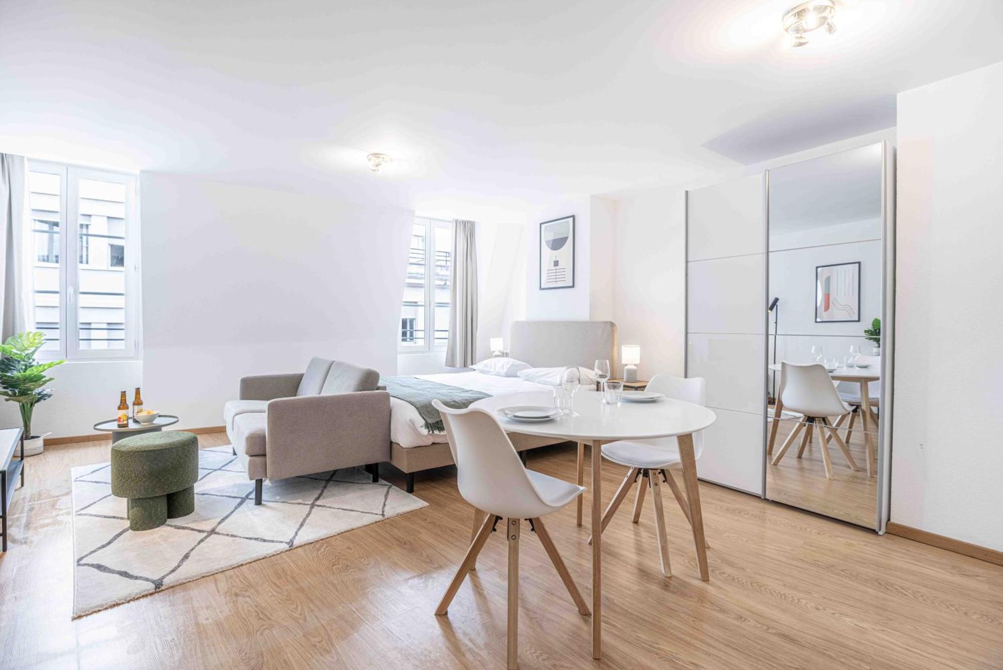 Saint Laurent 33-35 By Homenhancement Apartment Lausanne