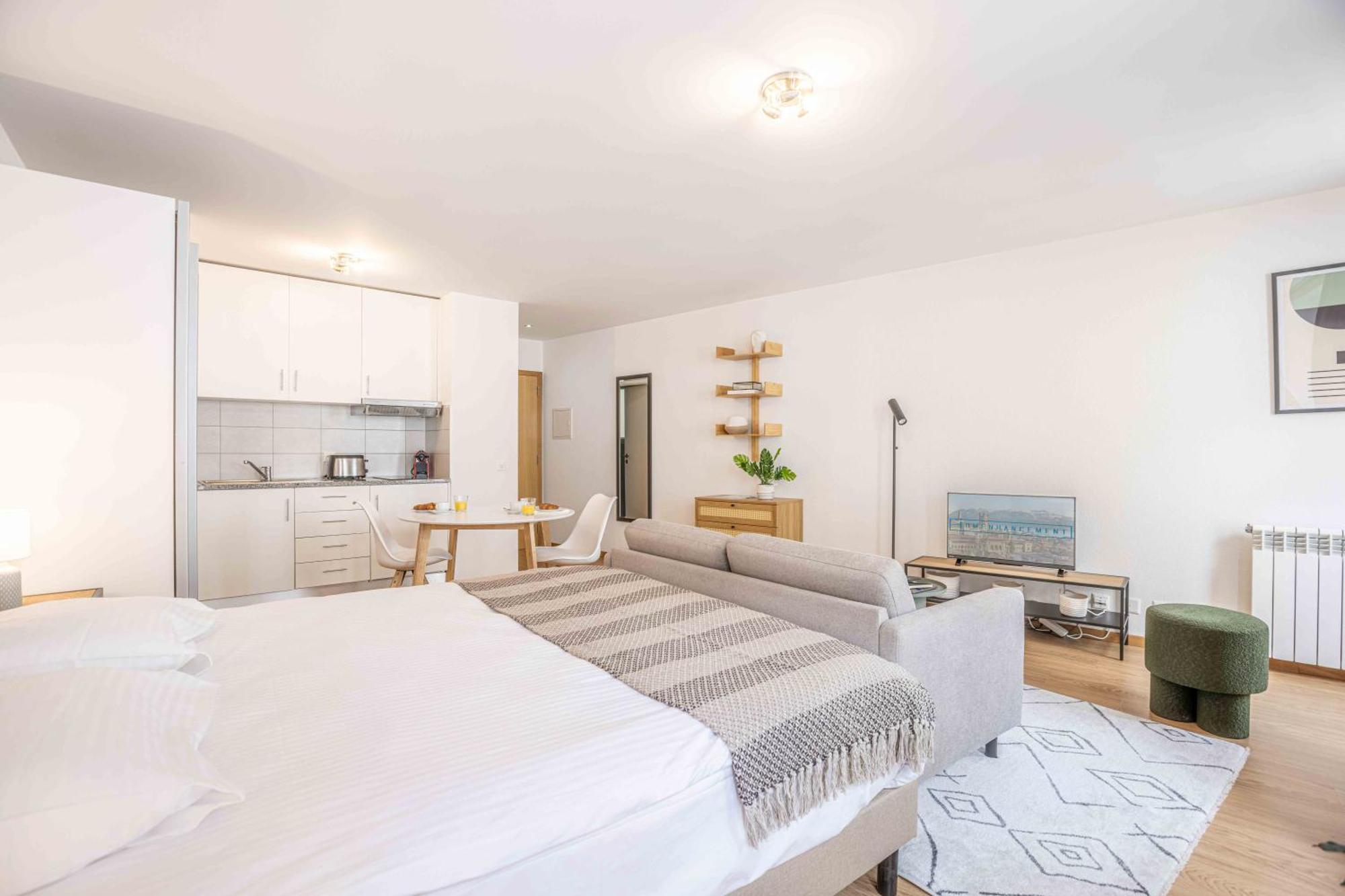 Saint Laurent 33-35 By Homenhancement Appartement